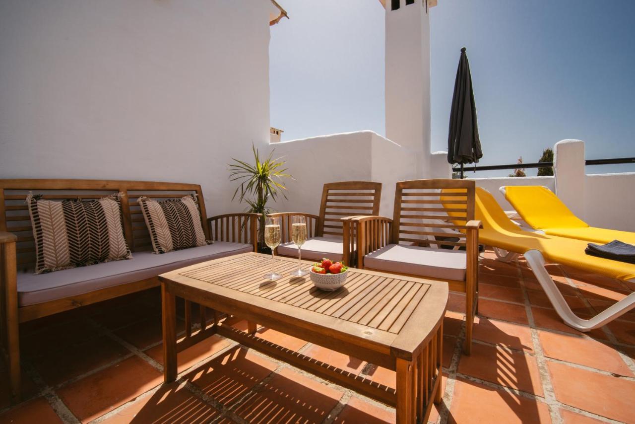 Freshly Renovated, Modern Penthouse Pueblo Evita! Бенальмадена Экстерьер фото
